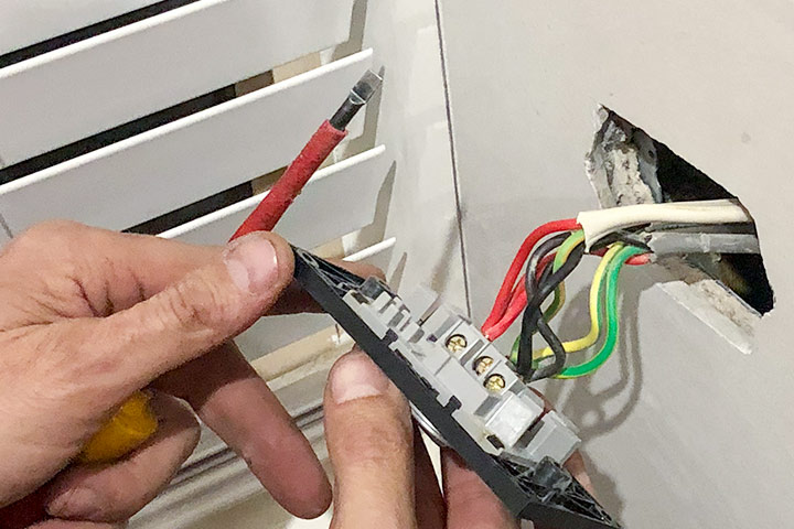 Residential/Home Electrician